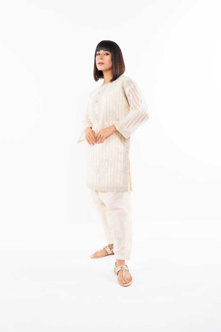 2 Pc Embroiderd Lurex Zari Outfit