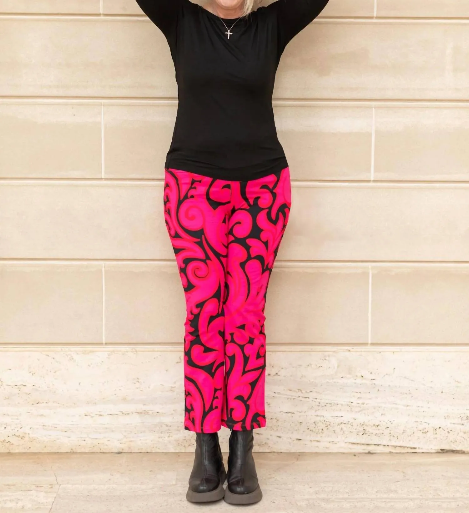 Audrey Pant In Pink Black