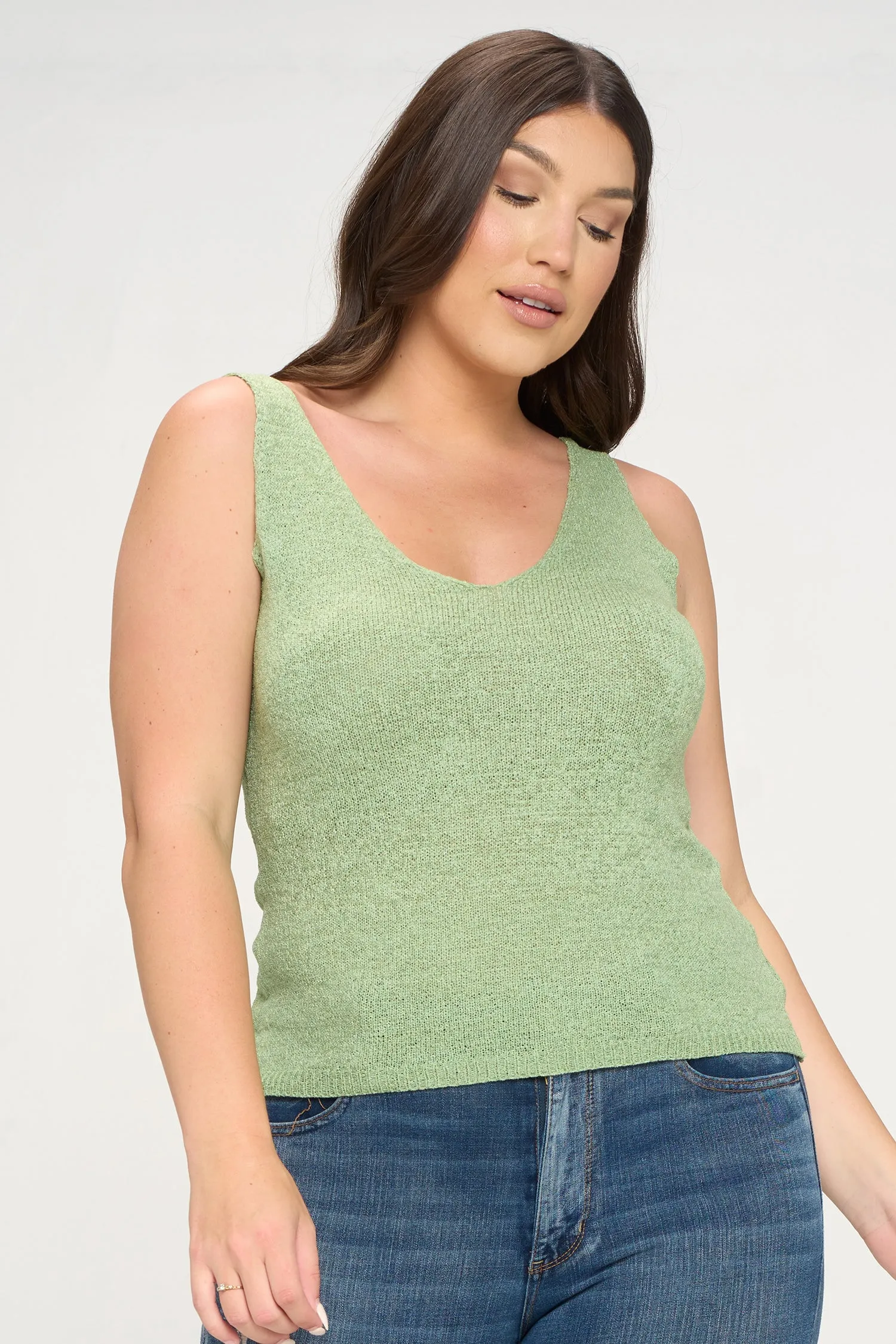 #IT4758-PLUS | Tops | Light Knit Sleeveless Top