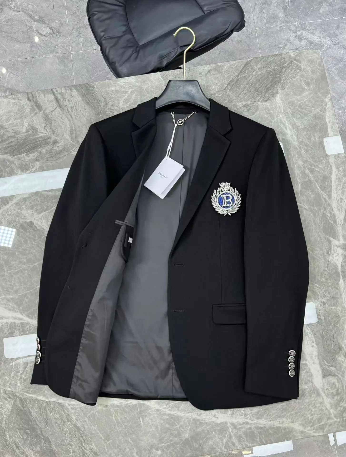 New Logo Lapel Jacket