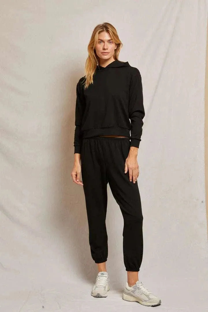 Perfectwhitetee Sam Travel Fitted Raglan Sweatshirt Black