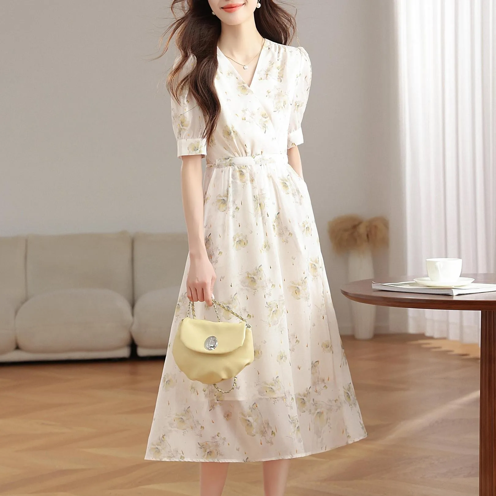 Stylish Women's Dress with Waist-Cinching Ties and Tulle Hem