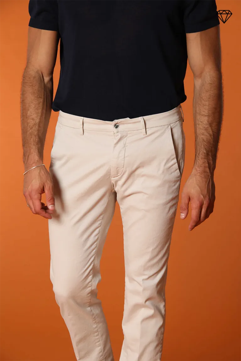 Torino men's chino pants in fine cotton and lyocell tricot slim fit ①