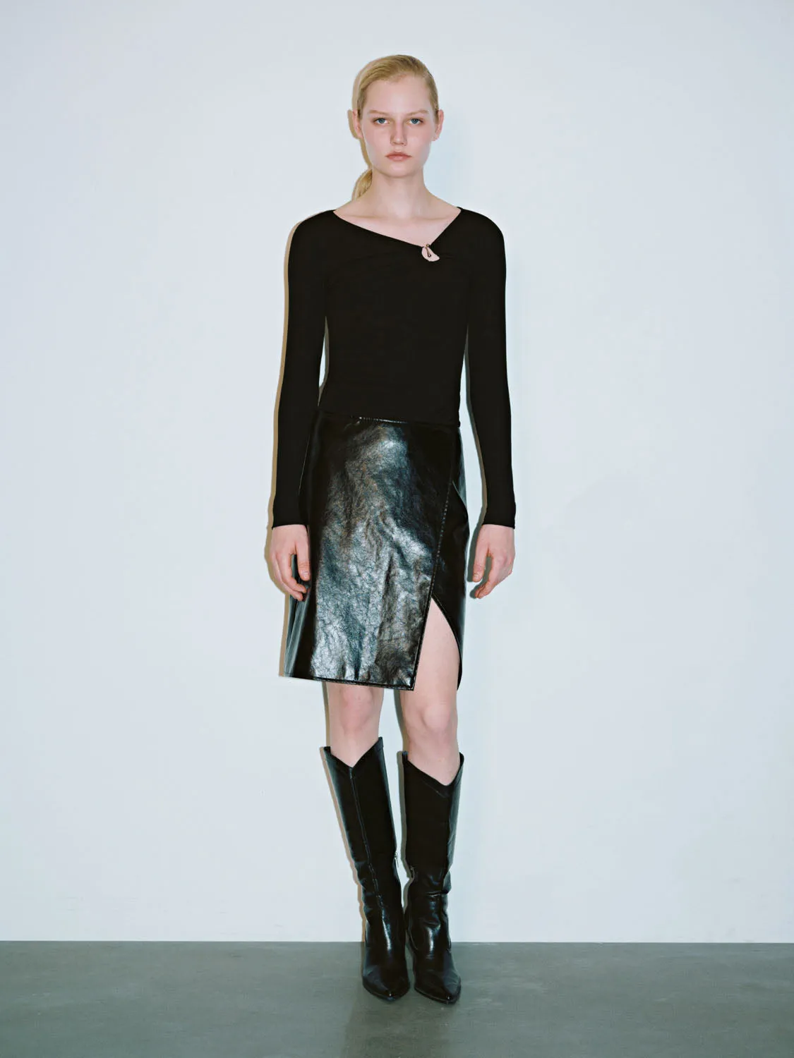 Vegan Leather Straight Skirts